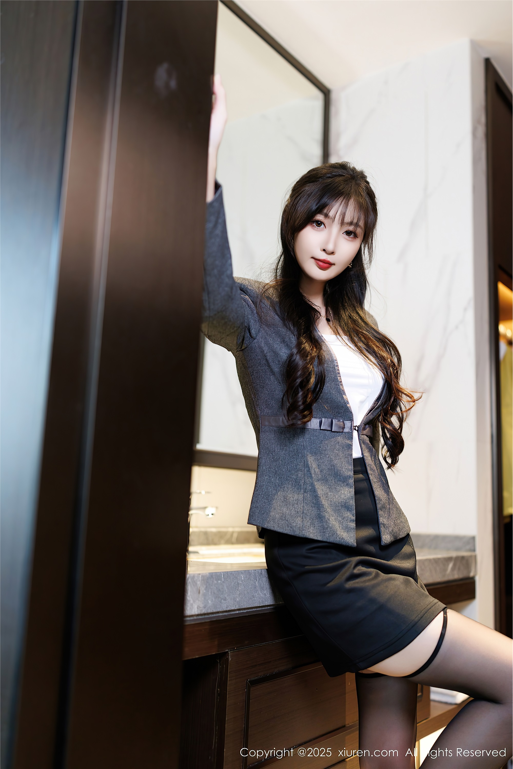 Xiuren秀人网 2025.03.03 NO.9957 樱桃小阑子